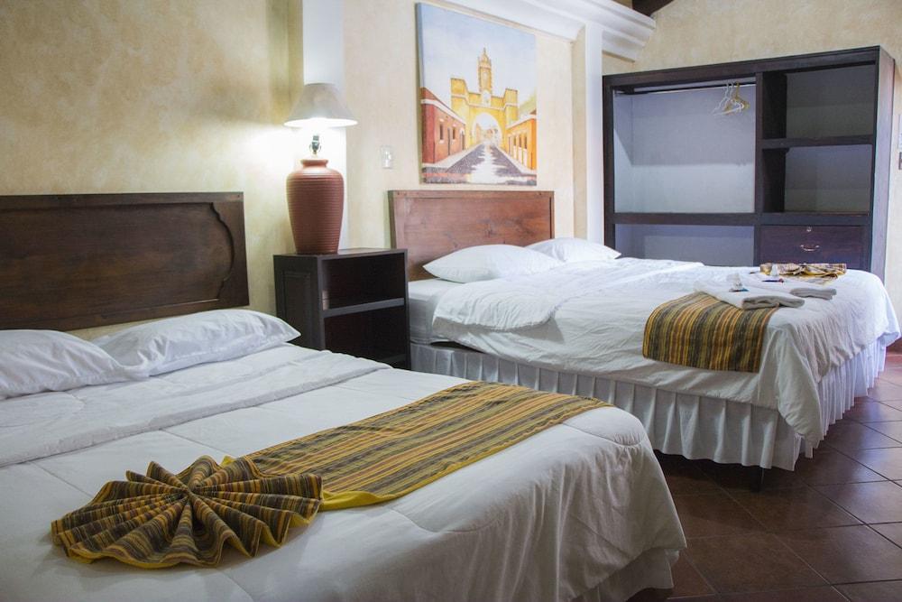 Hotel Y Galeria Uxlabil אנטיגואה גואטמלה מראה חיצוני תמונה
